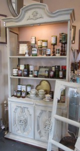 Small hutch at Amour Sophie